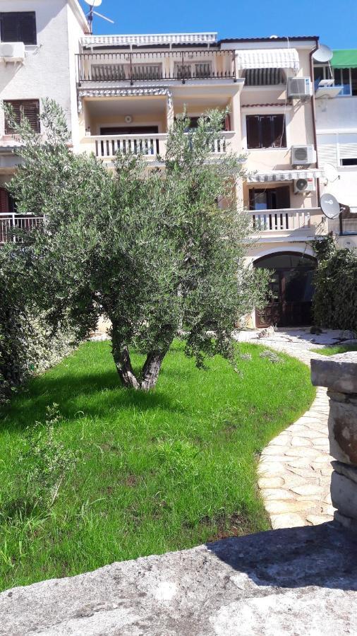 Salvia 4 Stars Apartment Poreč Zewnętrze zdjęcie